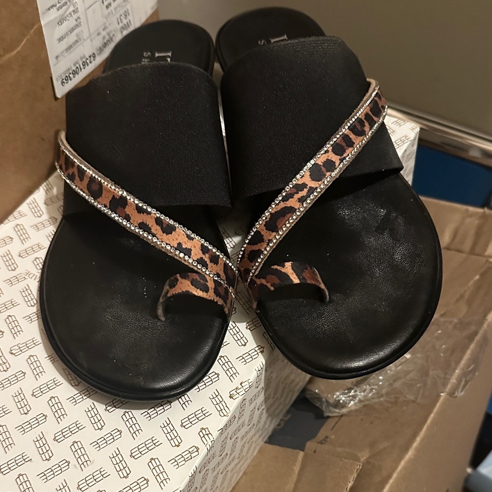 Italian Shoemakers Black Slides with Leopard Trim